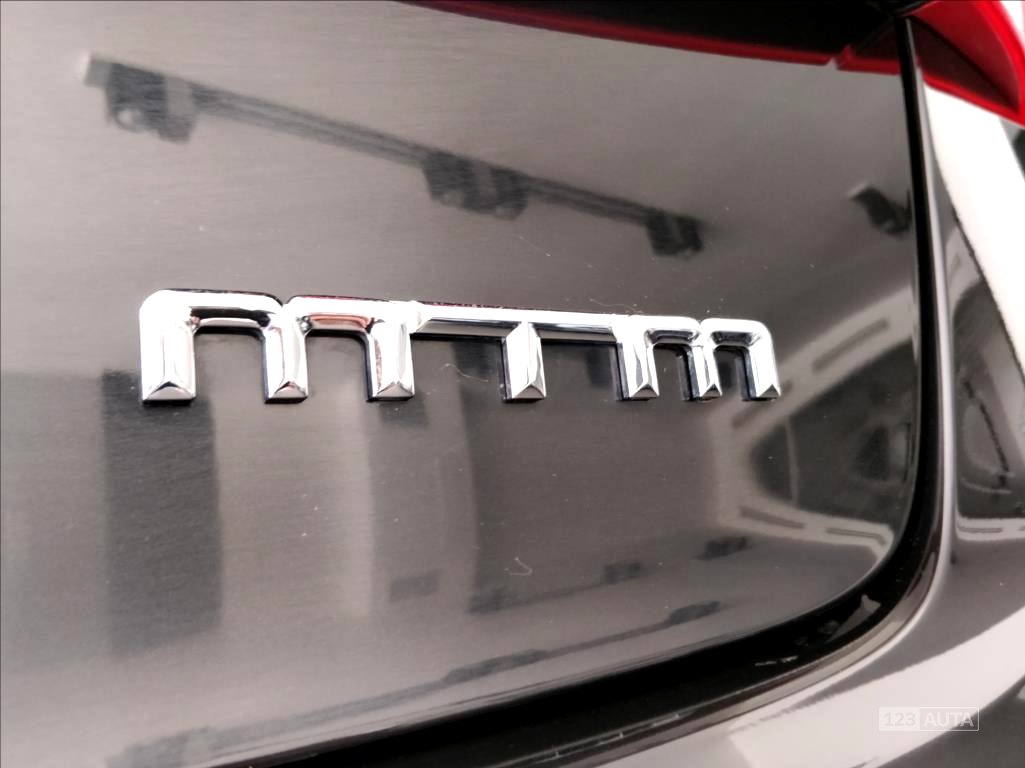 Audi A6 Avant, 2012 - pohled č. 8