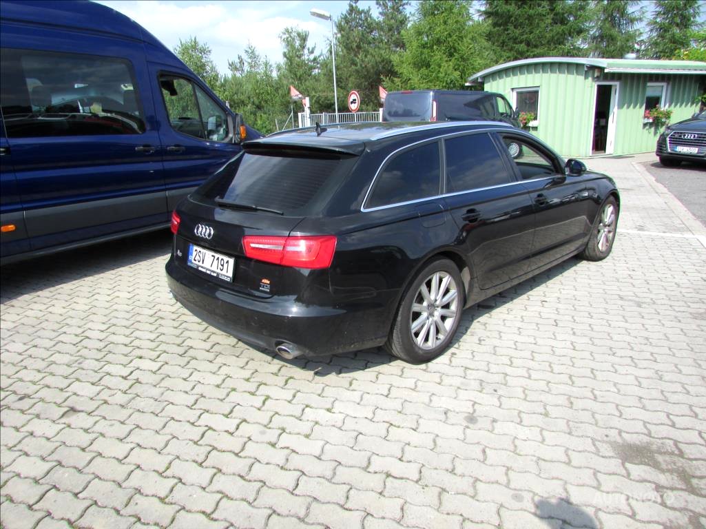 Audi A6 Avant, 2012 - pohled č. 2