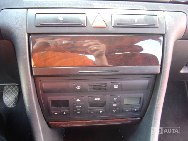 Audi A6, 1999 - pohled č. 14