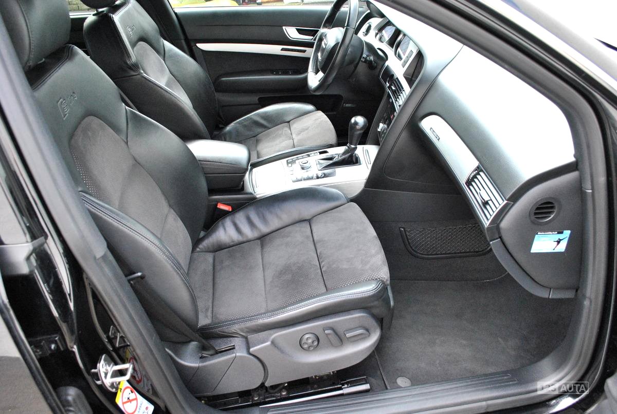 Audi A6, 2010 - pohled č. 16