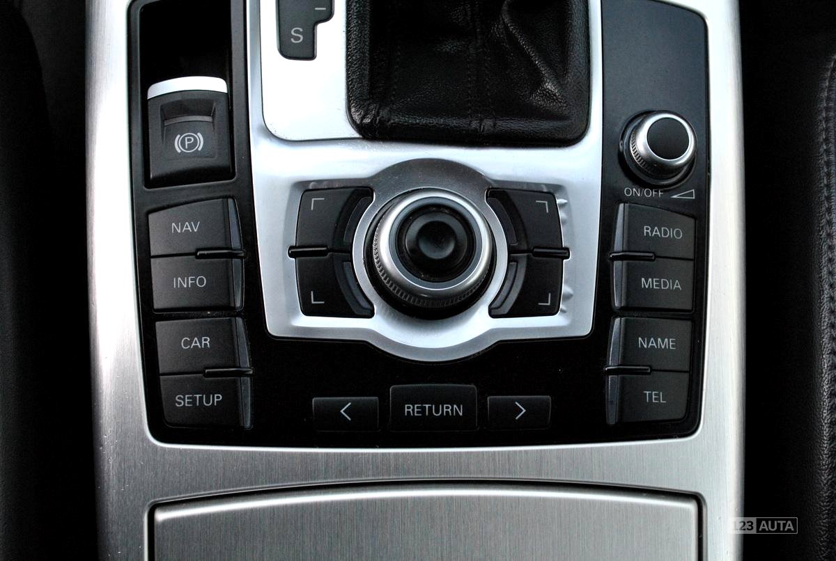 Audi A6, 2010 - pohled č. 29