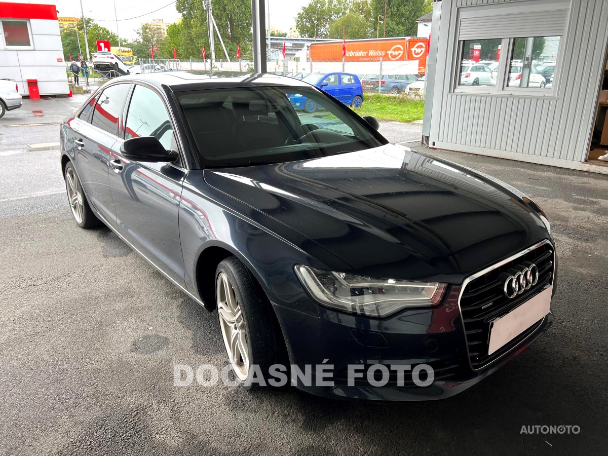 Audi A6, 2012 - celkový pohled