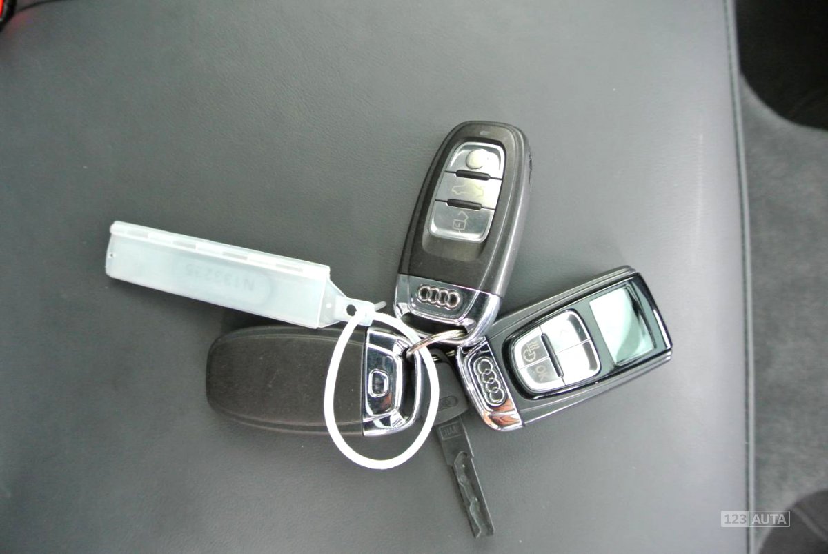 Audi A6, 2012 - pohled č. 23