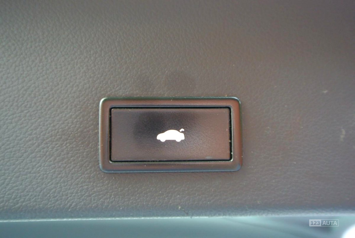 Audi A6, 2012 - pohled č. 24