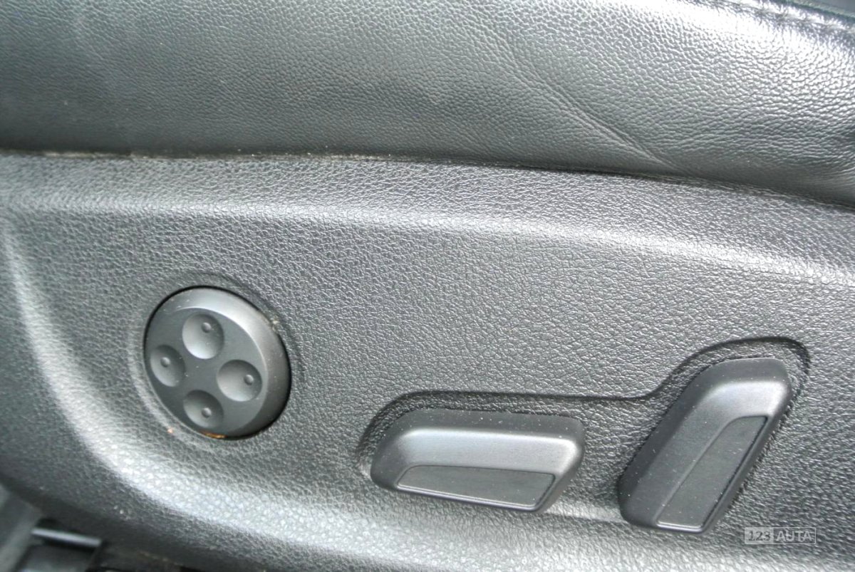 Audi A6, 2012 - pohled č. 20