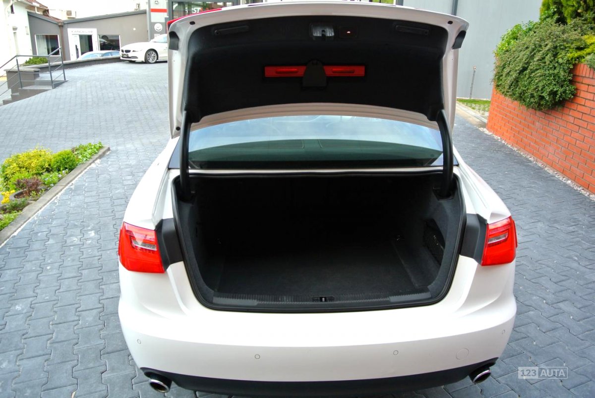 Audi A6, 2012 - pohled č. 22