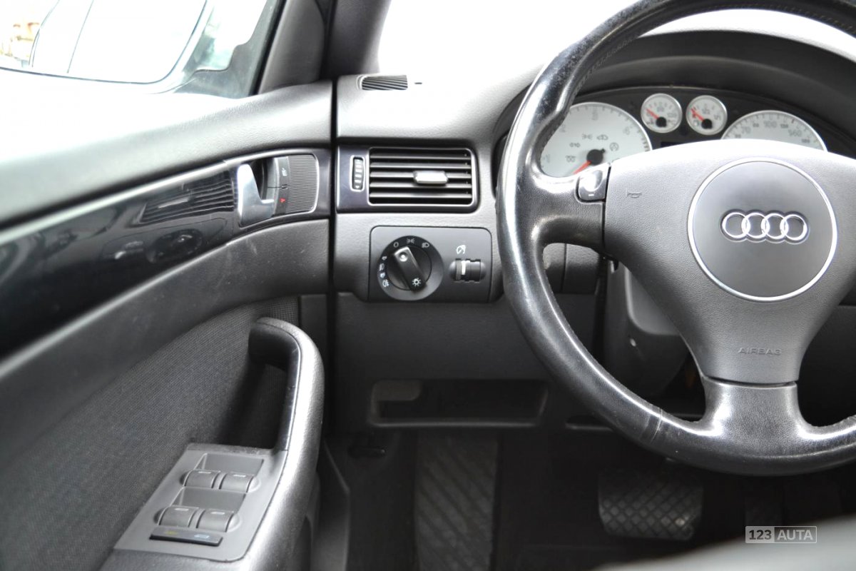 Audi A6, 2002 - pohled č. 16