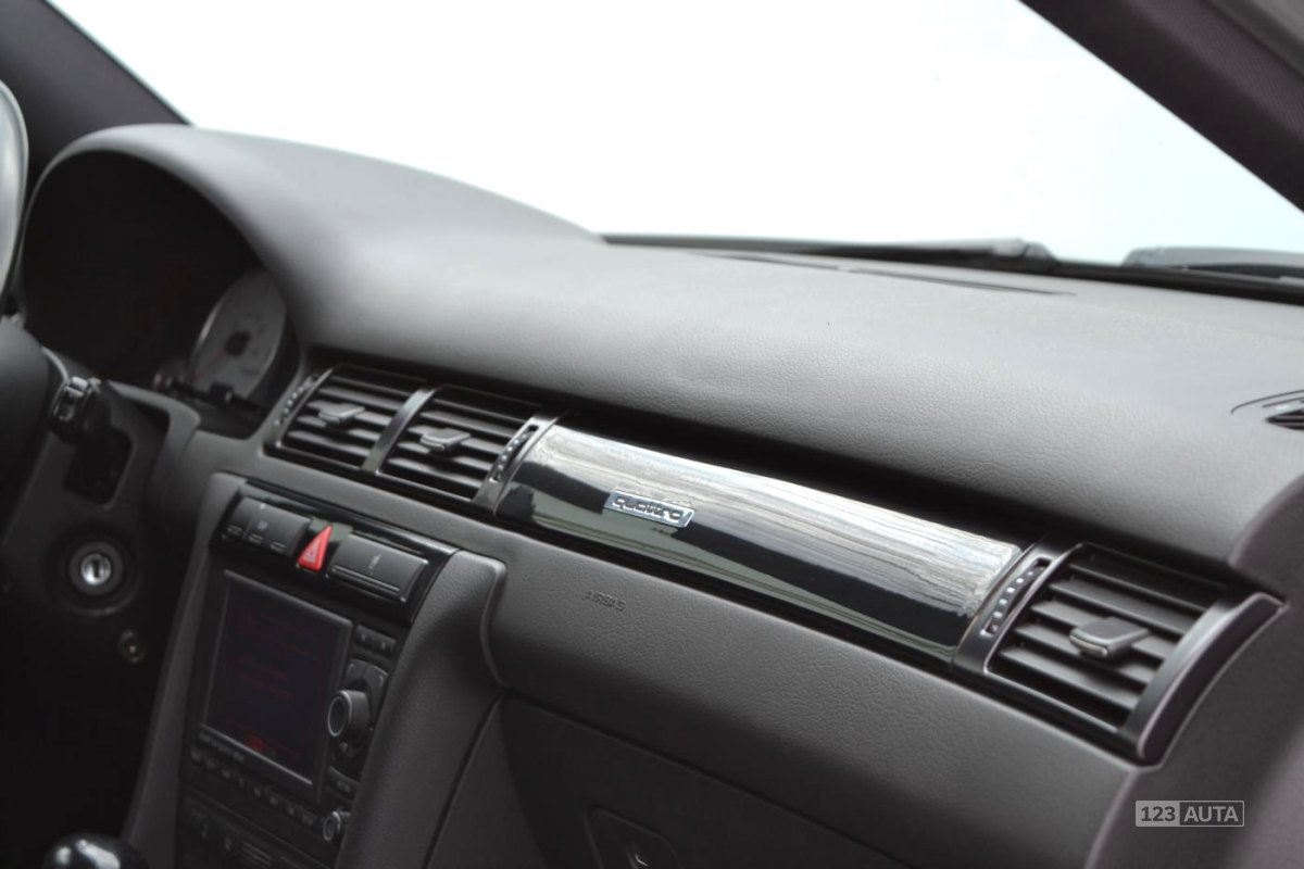 Audi A6, 2002 - pohled č. 21