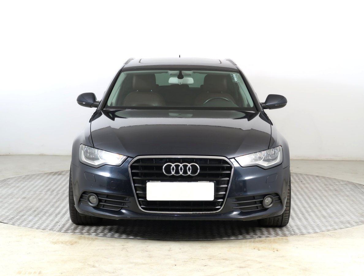 Audi A6, 2012 - pohled č. 2
