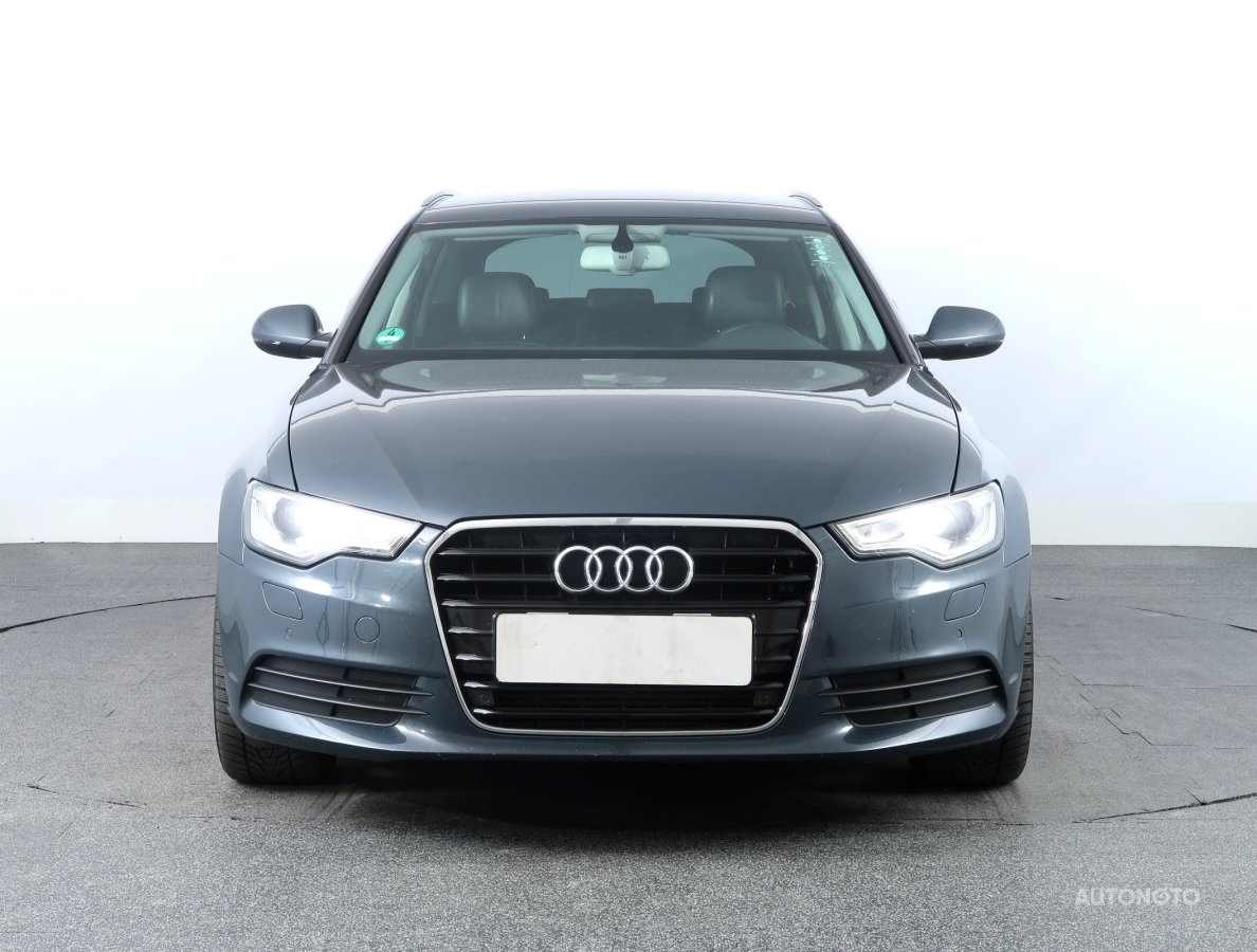 Audi A6, 2012 - pohled č. 2