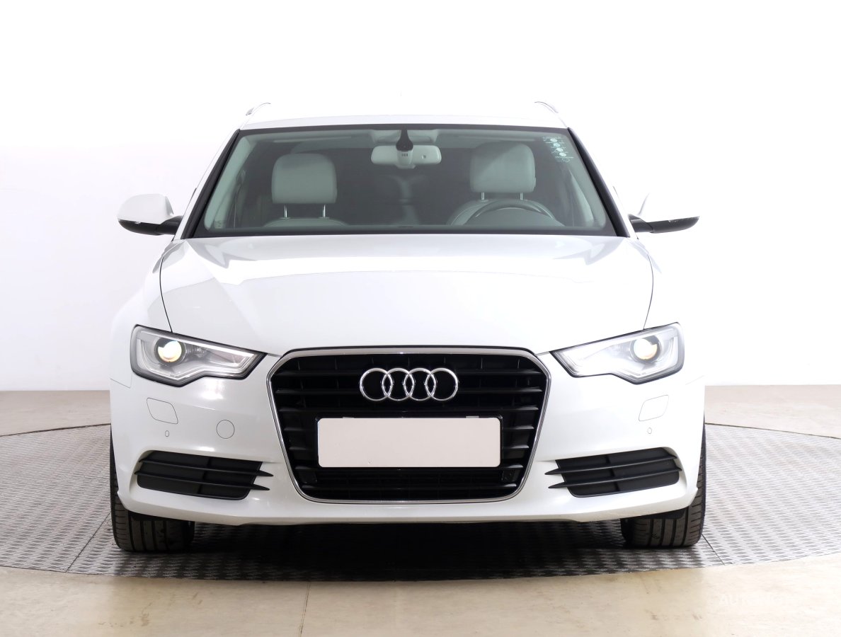 Audi A6, 2014 - pohled č. 2