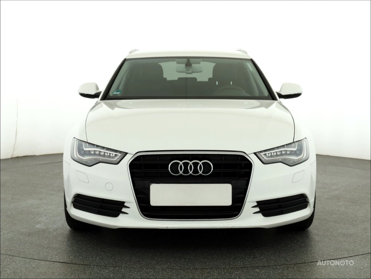 Audi A6, 2012 - pohled č. 2