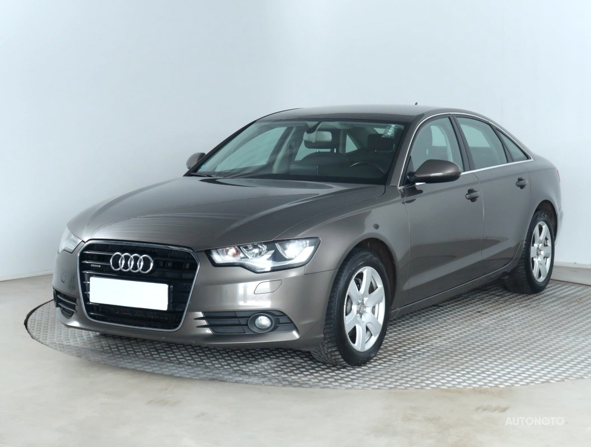 Audi A6, 2012 - pohled č. 3