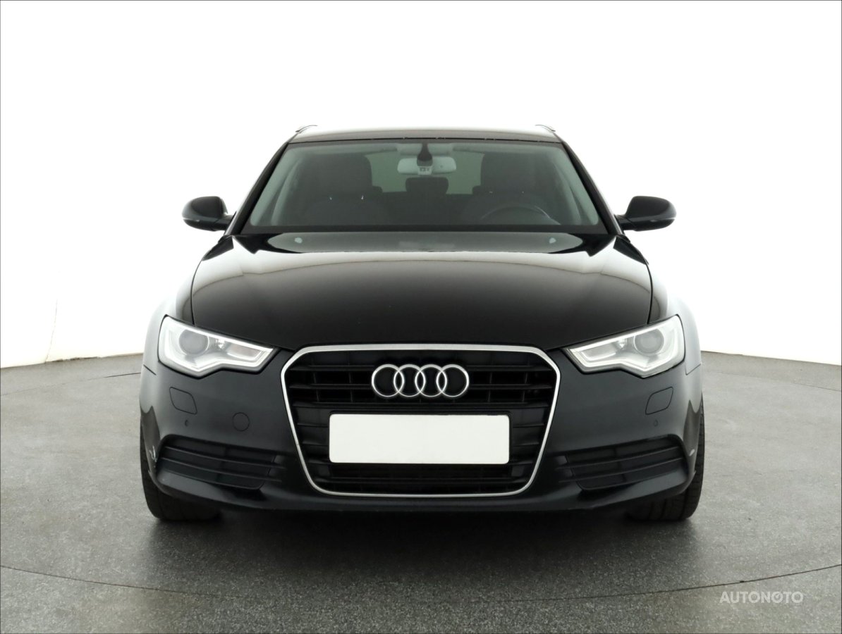 Audi A6, 2012 - pohled č. 2