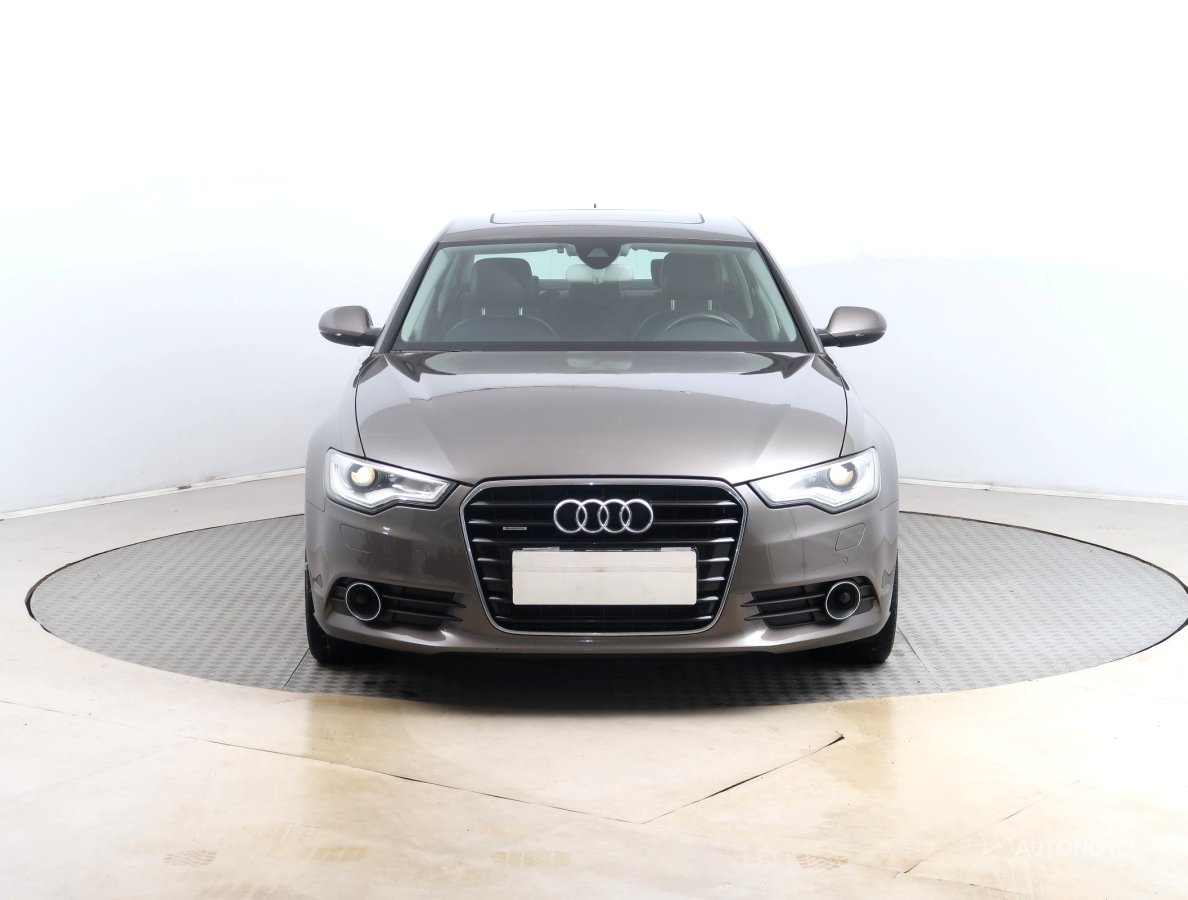 Audi A6, 2011 - pohled č. 2