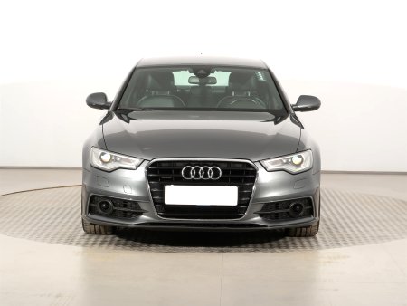 Audi A6, 2012 - pohled č. 2