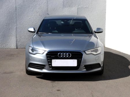 Audi A6, 2012 - pohled č. 2