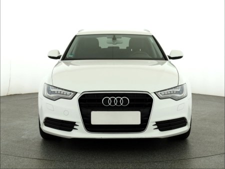 Audi A6, 2012 - pohled č. 2