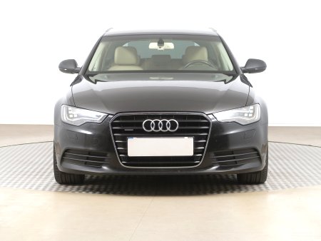 Audi A6, 2011 - pohled č. 2