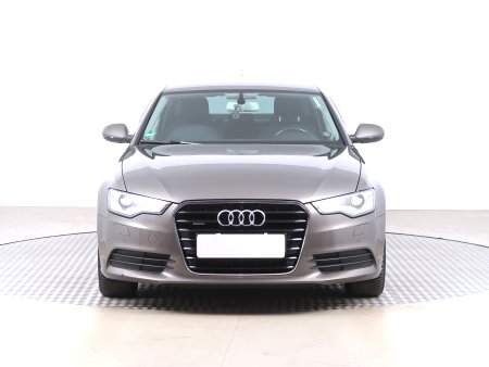 Audi A6, 2011 - pohled č. 2