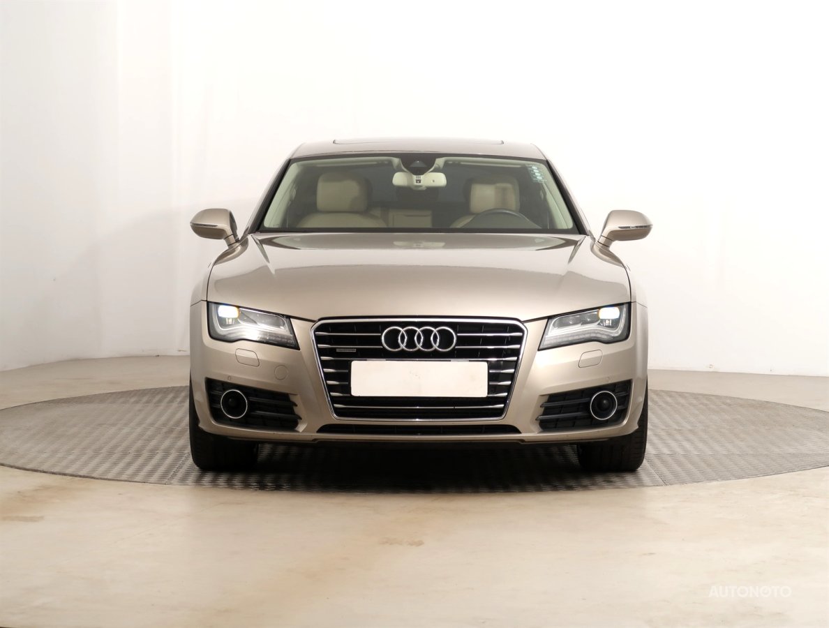 Audi A7, 2013 - pohled č. 2