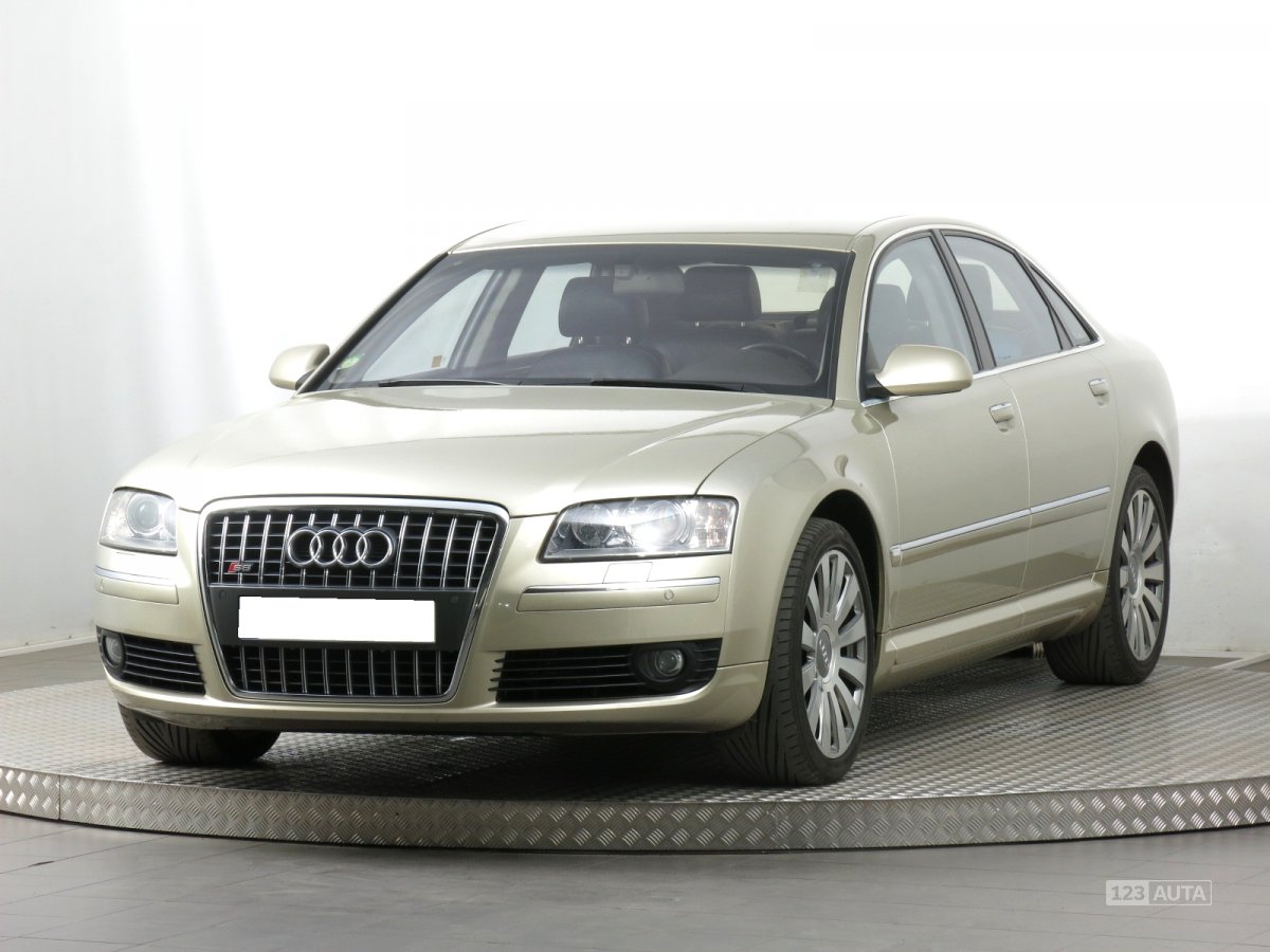 Audi A8, 2004 - pohled č. 3