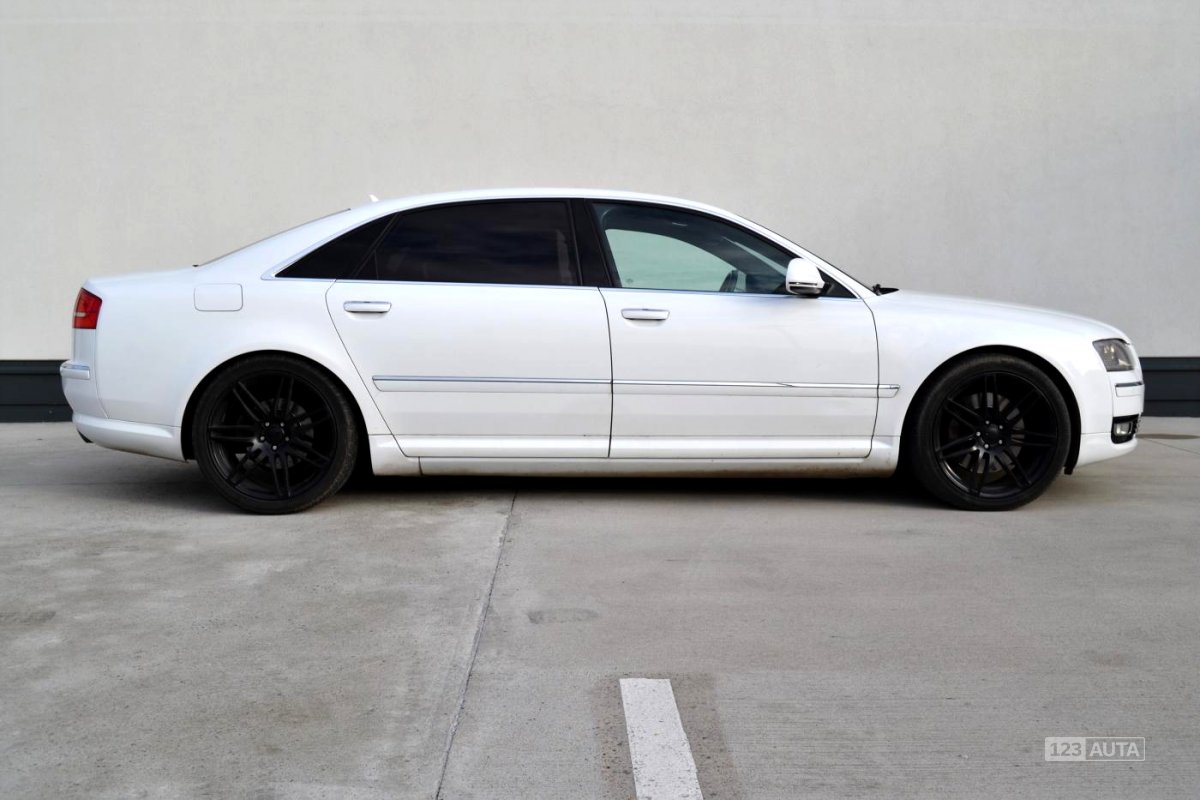 Audi A8, 2008 - pohled č. 5