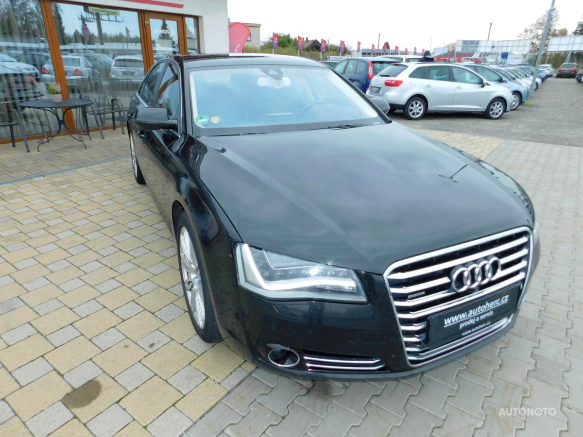 Audi A8, 2012 - pohled č. 2