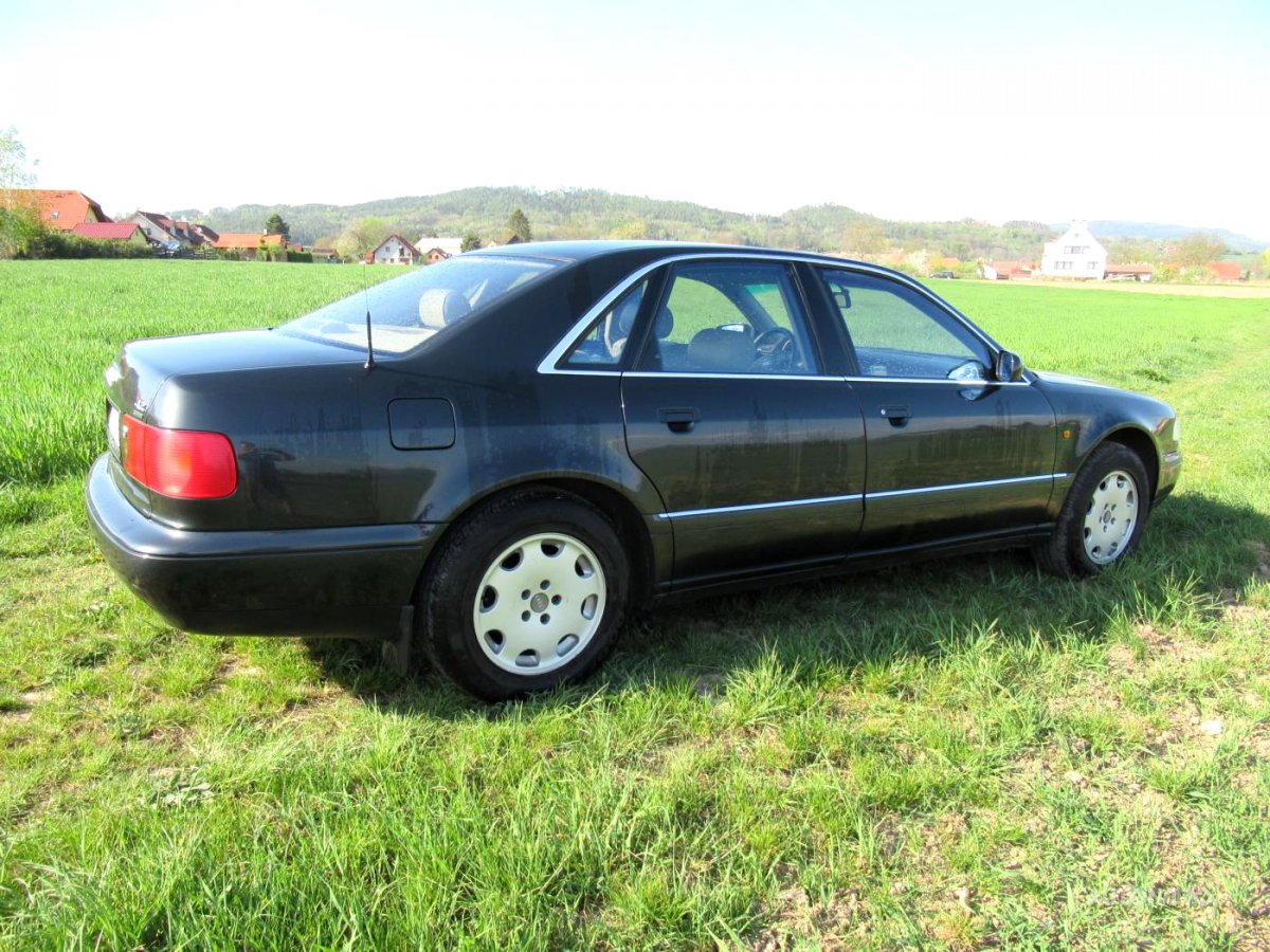 Audi A8, 1998 - pohled č. 3