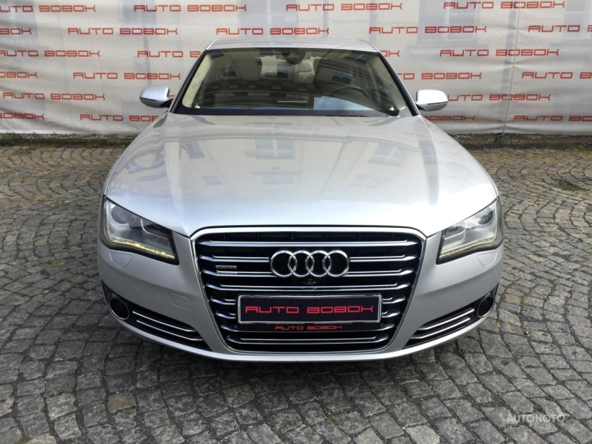 Audi A8, 2012 - celkový pohled