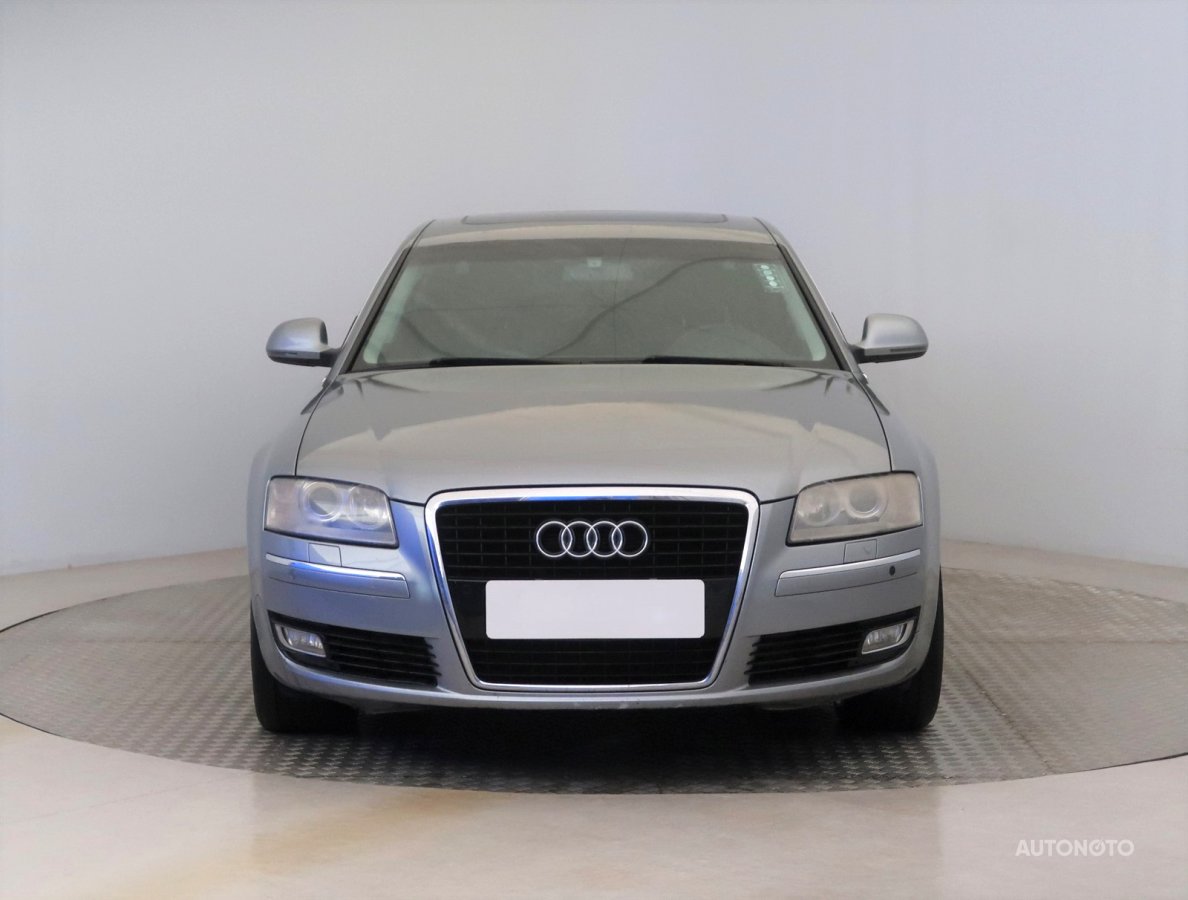 Audi A8, 2008 - pohled č. 2