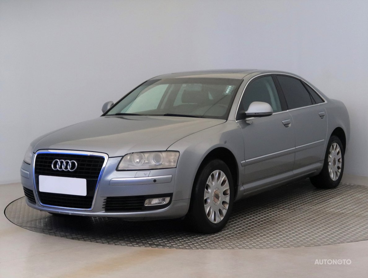 Audi A8, 2008 - pohled č. 3
