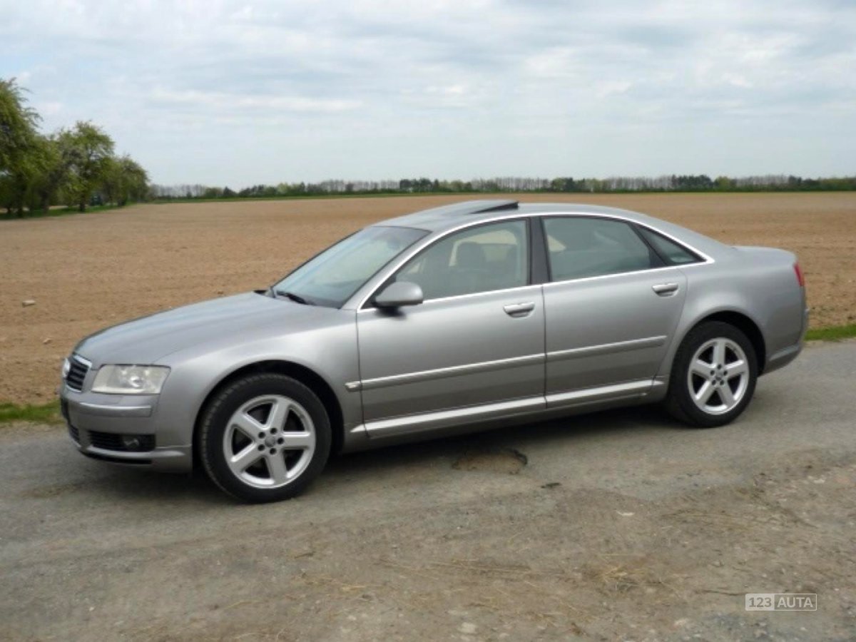 Audi A8, 2005 - pohled č. 3