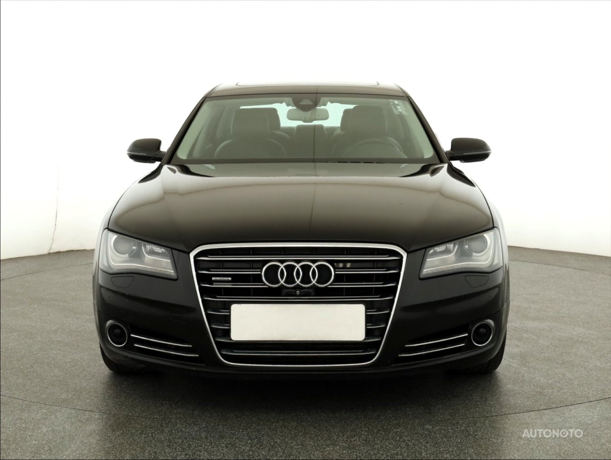 Audi A8, 2011 - pohled č. 2