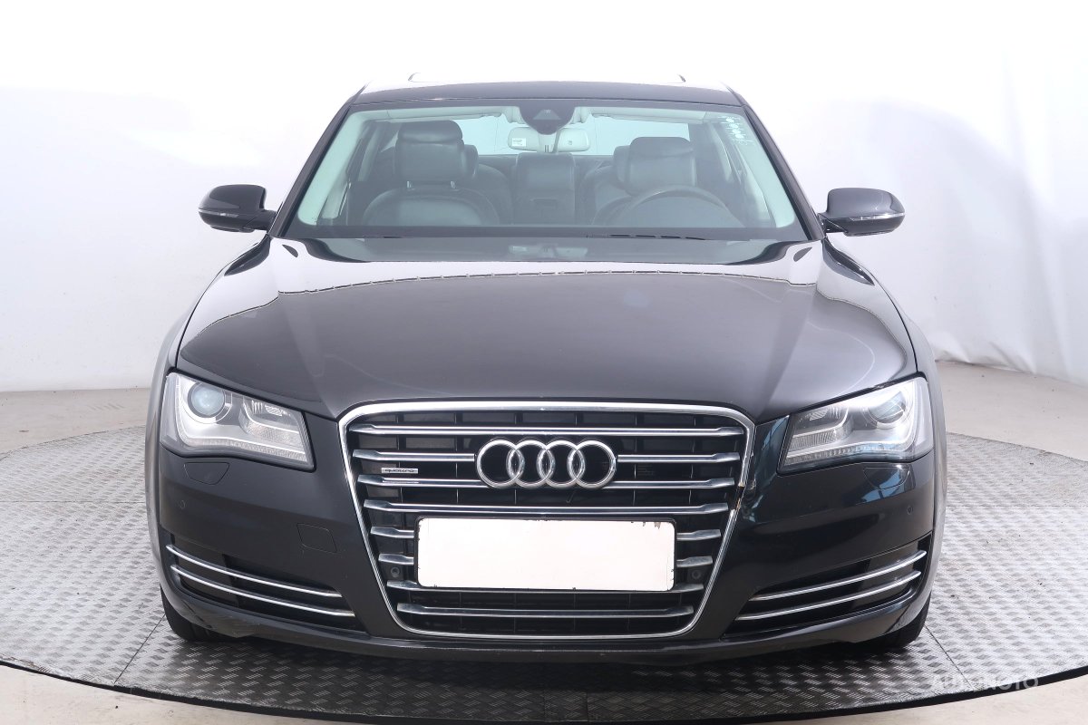 Audi A8, 2011 - pohled č. 2