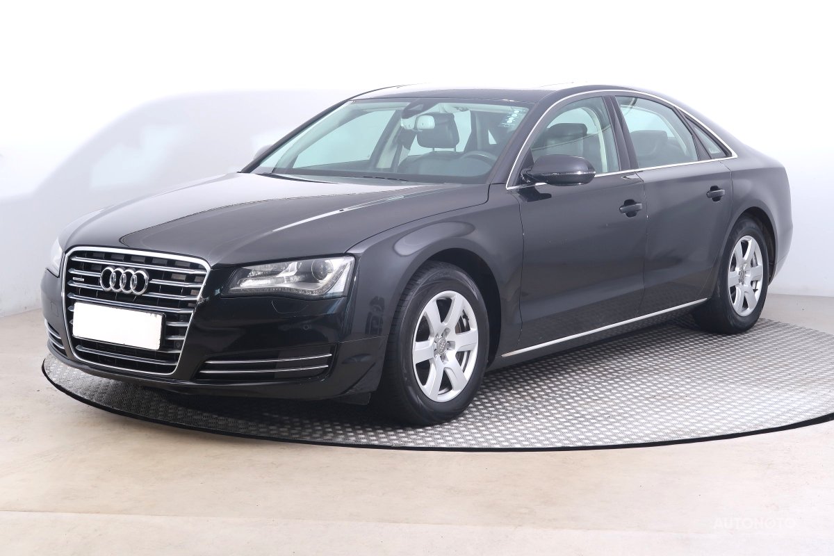 Audi A8, 2011 - pohled č. 3