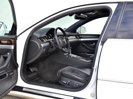 Audi A8, 2008 - pohled č. 9