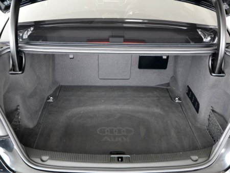 Audi A8, 2016 - pohled č. 6