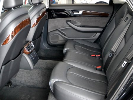 Audi A8, 2016 - pohled č. 9