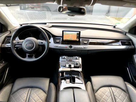 Audi A8, 2015 - pohled č. 10