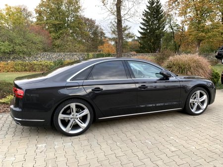 Audi A8, 2017 - pohled č. 4