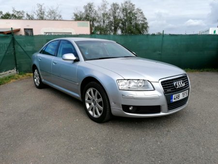 Audi A8, 2005 - pohled č. 3