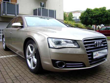 Audi A8, 0 - pohled č. 2