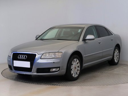 Audi A8, 2008 - pohled č. 3