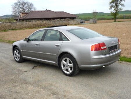 Audi A8, 2005 - pohled č. 6