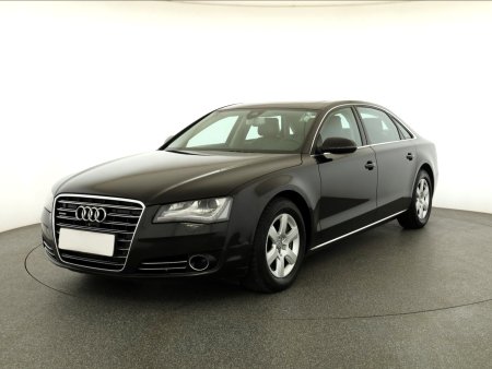 Audi A8, 2011 - pohled č. 3