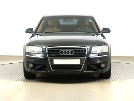 Audi A8, 2006 - pohled č. 2