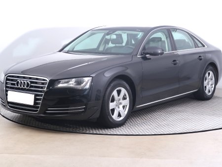 Audi A8, 2011 - pohled č. 3