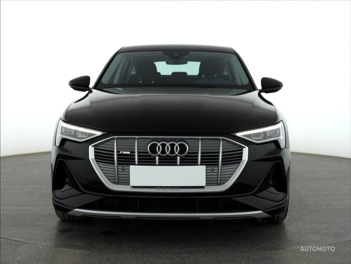 Audi Ostatní, 2021 - pohled č. 2