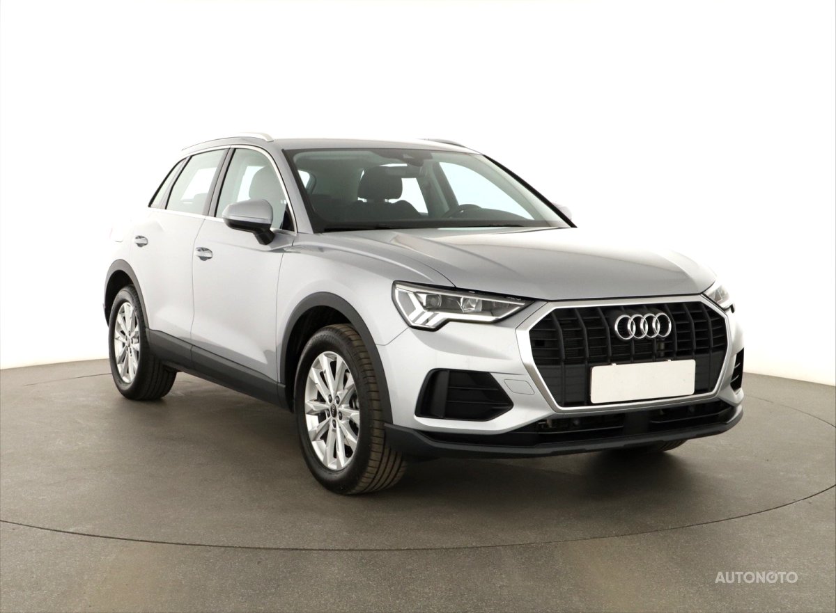 Audi Q3, 2023 - celkový pohled